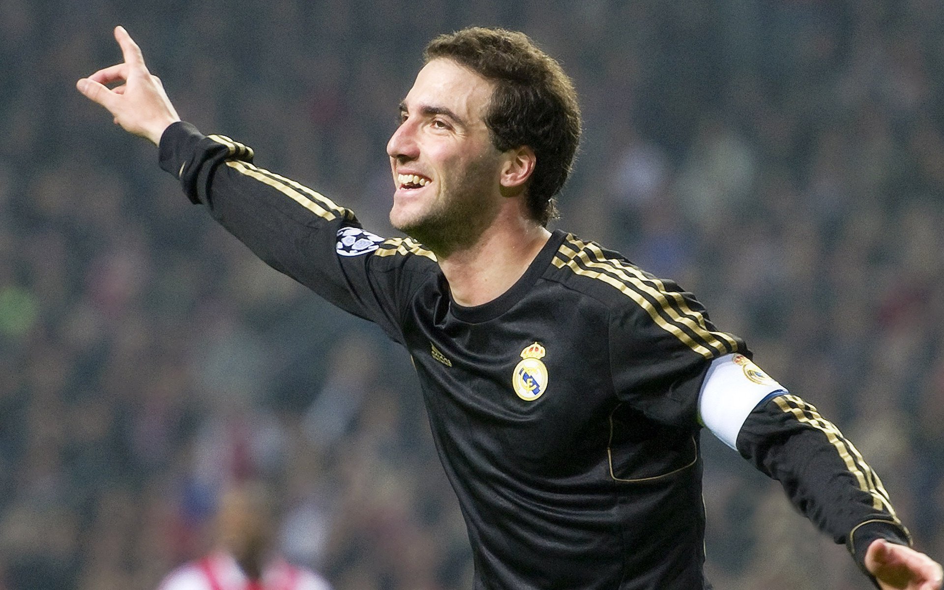 拥抱挑战：车手心理调适的秘密武器，拥抱汽车