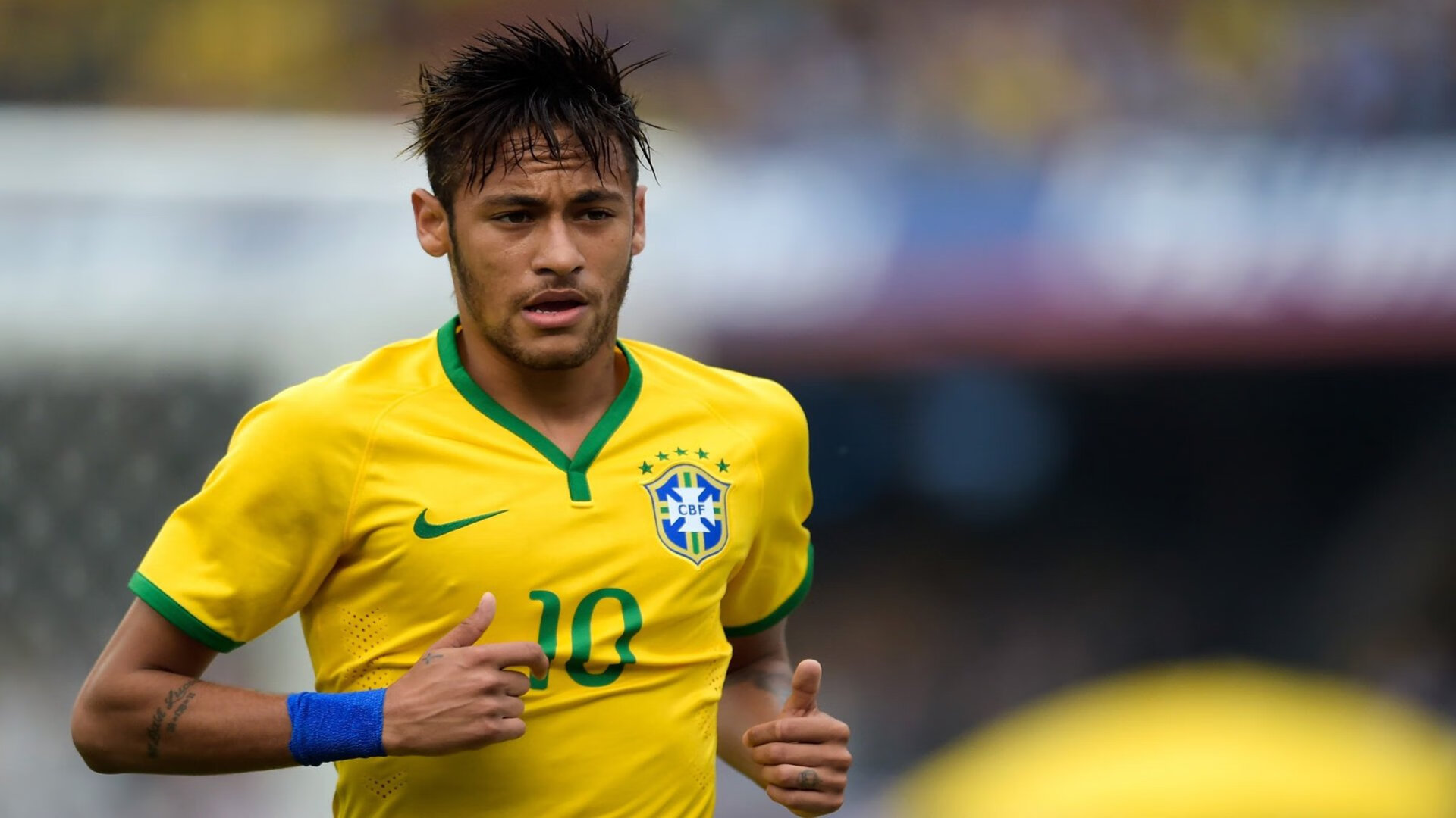 开云竞猜官网-赛场冲刺：终点前的极限速度大战，终点冲刺跑